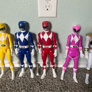 This highly collectible action figure of a famous Power Ranger